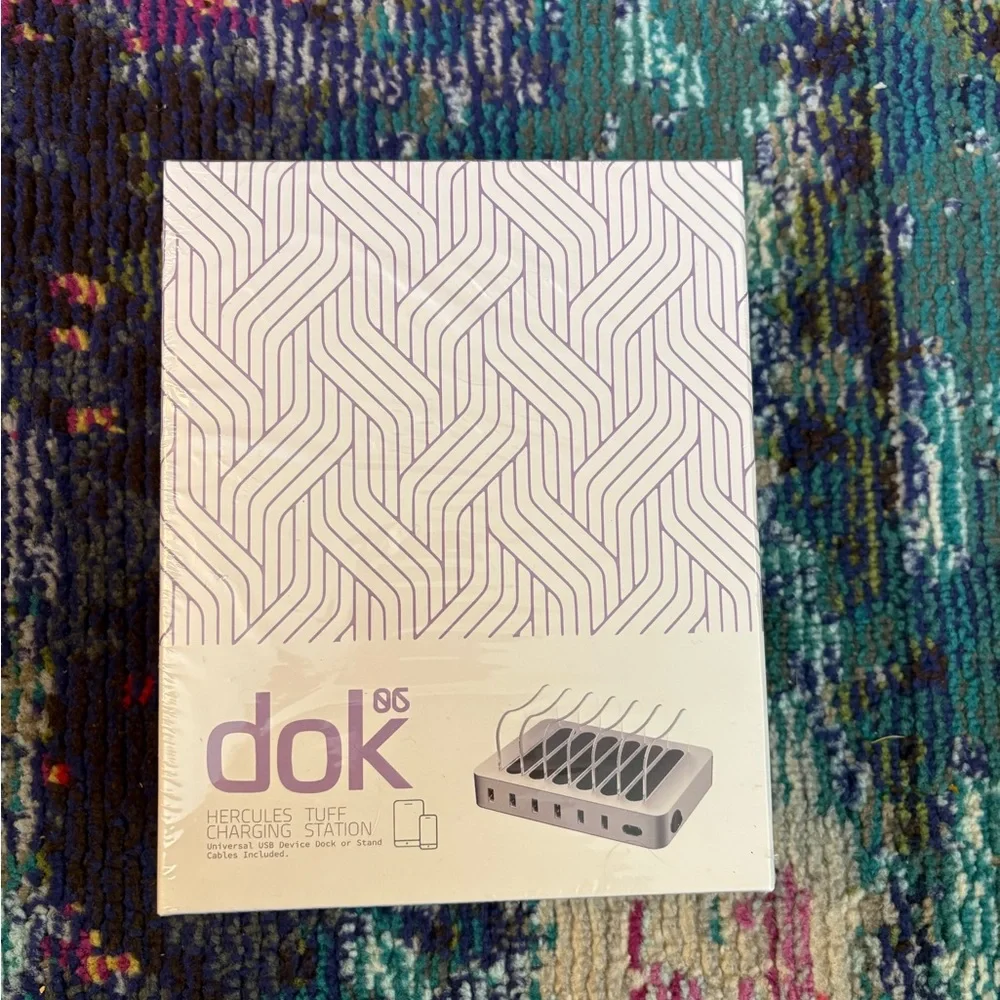 DOK 6 Port Charging Station